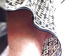 Berumur upskirt panty tidak