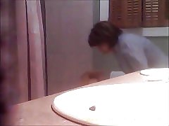 Saya milf ompong bibi peeing menampilkan ass bagus 2