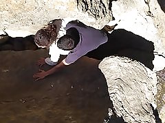 Tugas yang tertangkap di the rocks