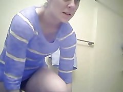 Tertangkap di toilet 2