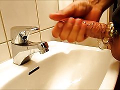 Besar beban di puplic toilette