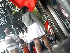 Lezat ninfetas perarakan di jalan