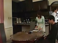 Manis tidak ibu (disensor)
